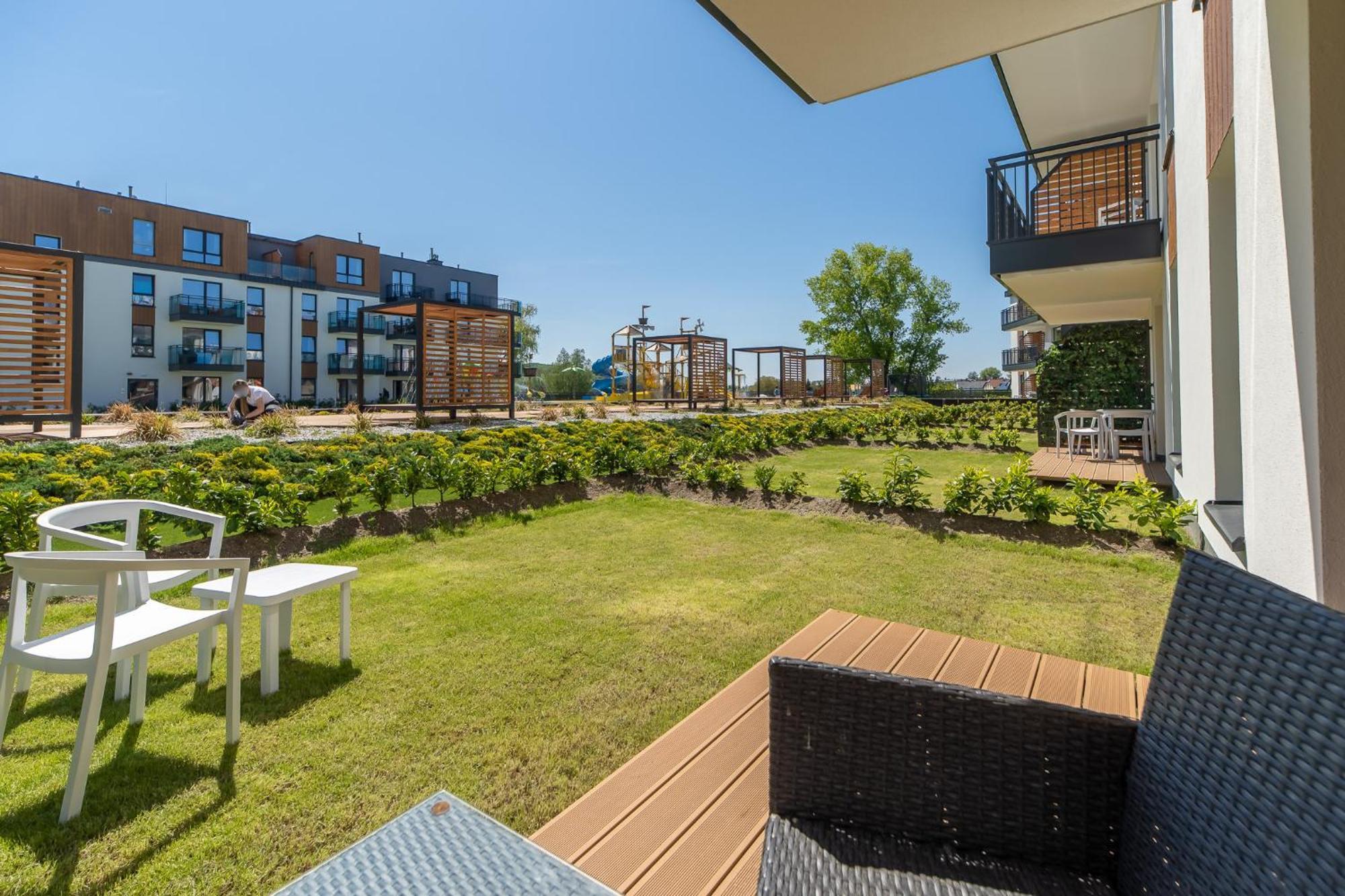 Bel Mare Lux Apartment B105 With Patio Garden By Noclegi Renters Miedzyzdroje Bagian luar foto