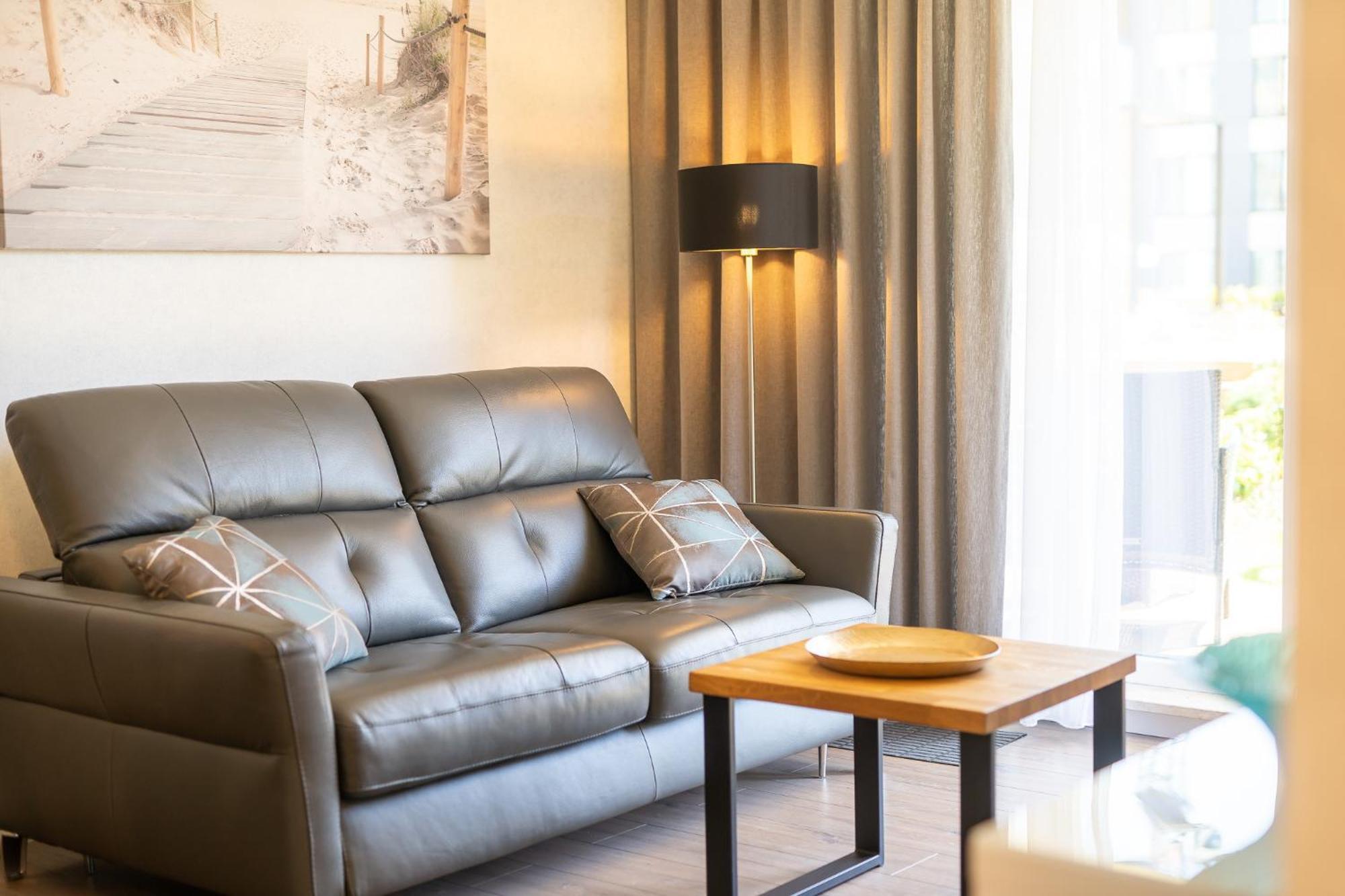 Bel Mare Lux Apartment B105 With Patio Garden By Noclegi Renters Miedzyzdroje Bagian luar foto